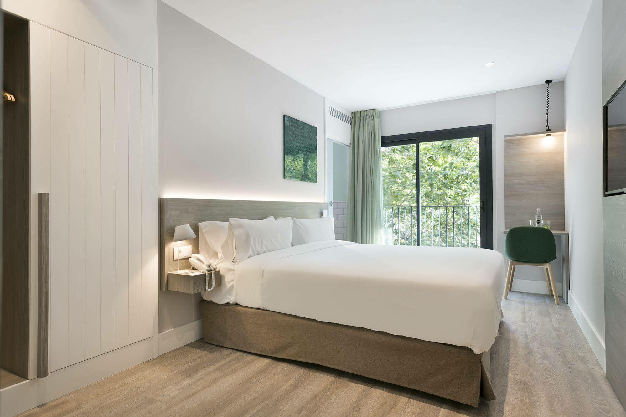 Niu Barcelona Hotel Екстериор снимка